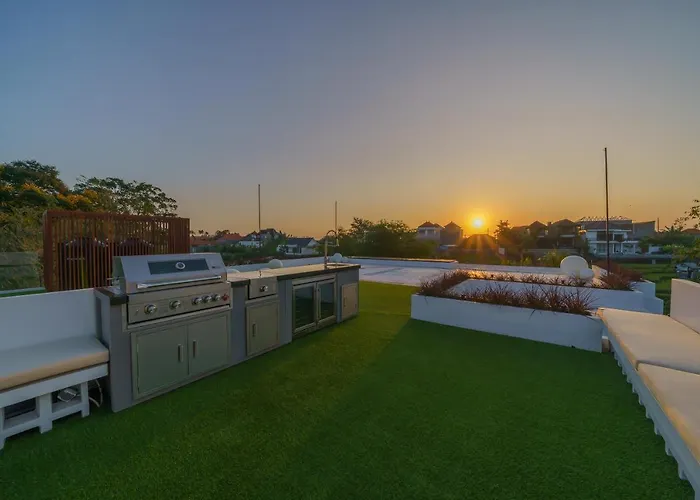 Casa Infinito - Style 8 Bedroom In تْشانغو